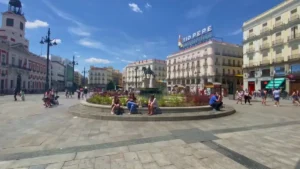 Iconic Landmarks: Casa de Correos and Kilometer 0 at Puerta del Sol